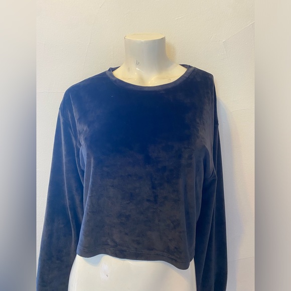 Altar’d State Crushed Velvet Top - Picture 2 of 4